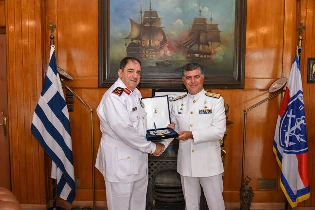 ΓΕΝ: Επίσημη επίσκεψη στην Ελλάδα του Αρχηγού του Ναυτικού του Κουβέιτ (Εικόνες)